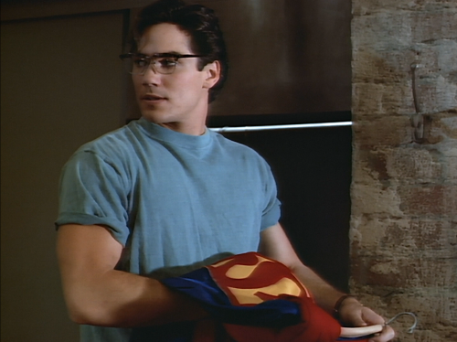 S01E03: Never-ending Battle (2 of 2)Lois & Clark: The New Adventures of Superman in High Definit