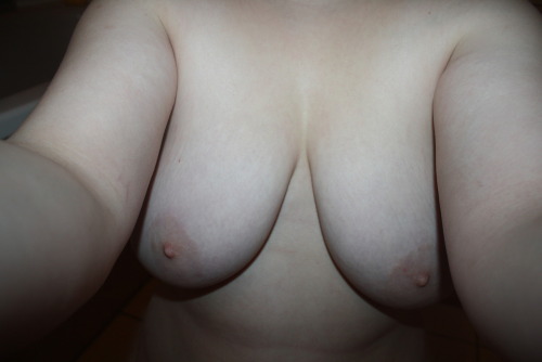 breastanxiety:  These are my breasts. - I have an eating disorder. I am eating too much, too feel anything. I don’t like my body at all but i am up to love it again. I am 18 years old.  U look fine