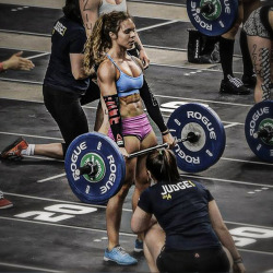 crossfitters:  Stephanie Perea by Mumu Mango