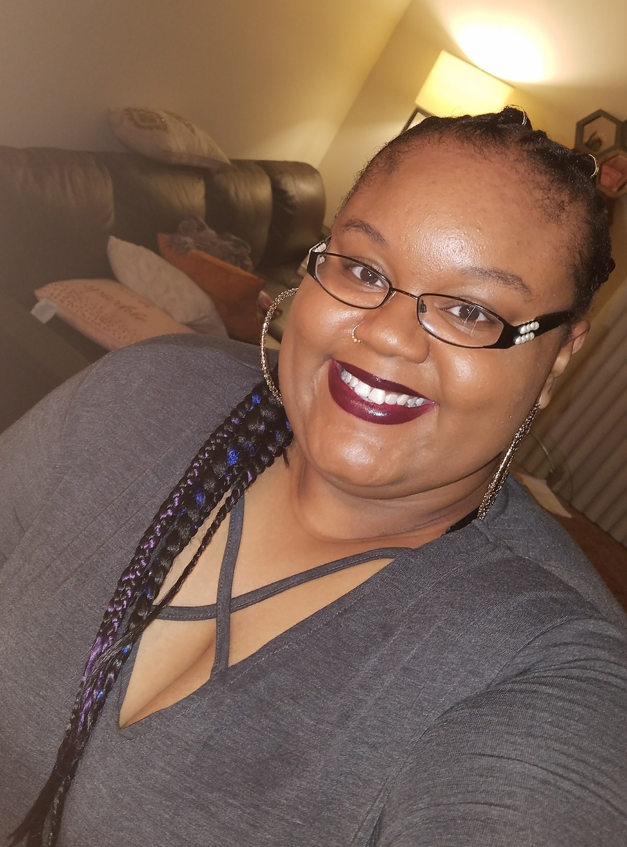 charismablu:  charismablu:  Last night shenanigans. Really digging my hair. ❤️