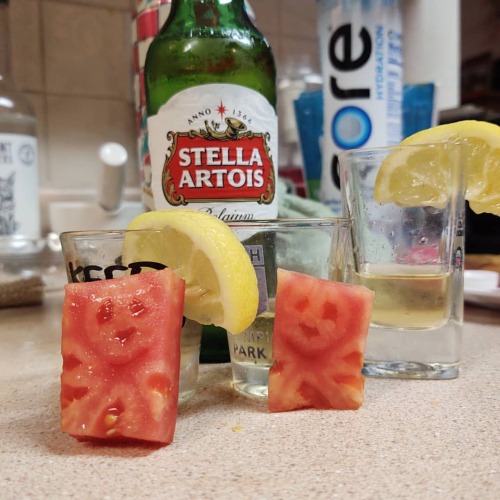 Apres Rio. #josecuervo #heirloomtomatoes #lemonnotlime (at Las Cruces, New Mexico) https://www.insta