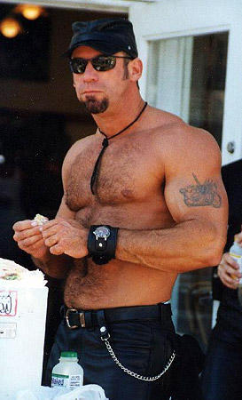 Follow my two hairy men blogs:http://sambrcln.tumblr.comhttp://hairysex.tumblr.com