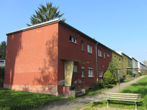 The quiet life, Siedlung Westhausen, Frankfurt, Ernst May and others, 1929-31. View this on the map