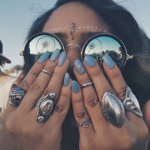 cost8801:  fashion sunglass, only $3.99 shop at www.cost21.comshop link: http://cost21.com/fashion-sunglasses-c-68.htmlall