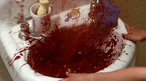neillblomkamp: It (1990) Directed by Tommy Lee Wallace