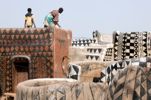 manufactoriel:Tiebele, Burkina Faso (2011) by Bruno Barbey