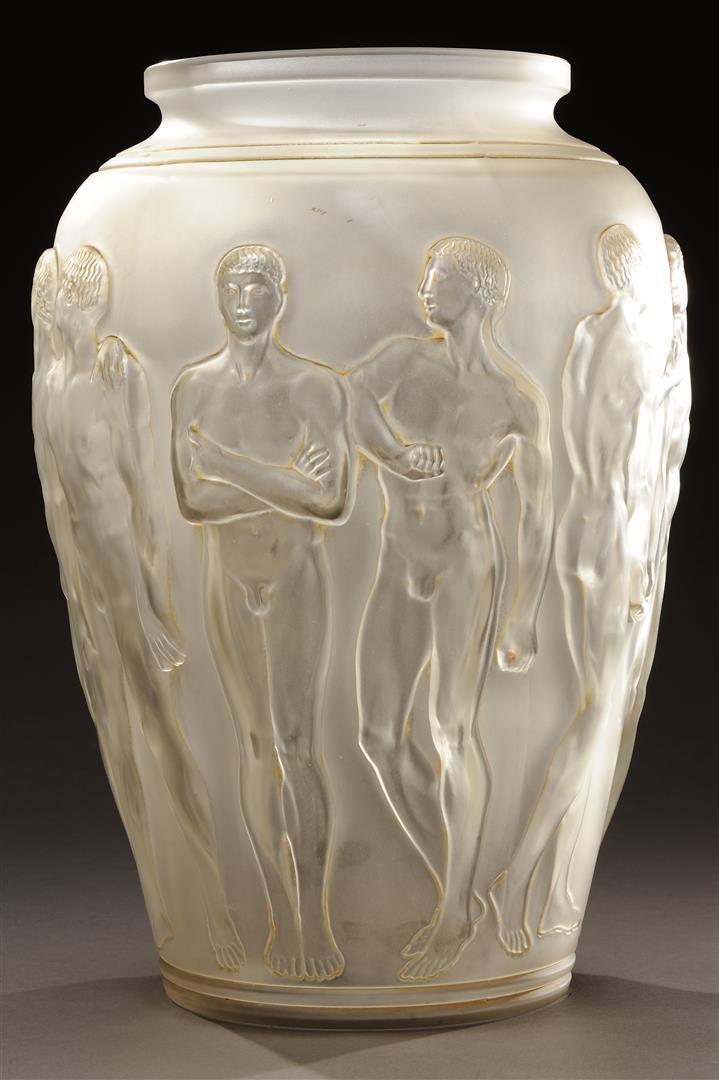 liam-caedmon:  iafeh:  René Lalique - Palestre /Palaestra -  1928  I’d love to