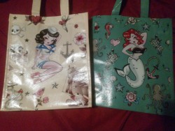 Guys look at the cute tote bags I got at