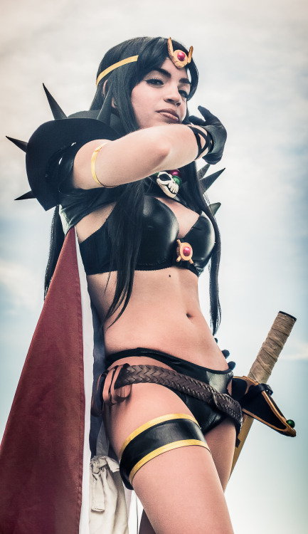 hotcosplaychicks:  Naga by monirikka  Check out http://hotcosplaychicks.tumblr.com for more awesome cosplay
