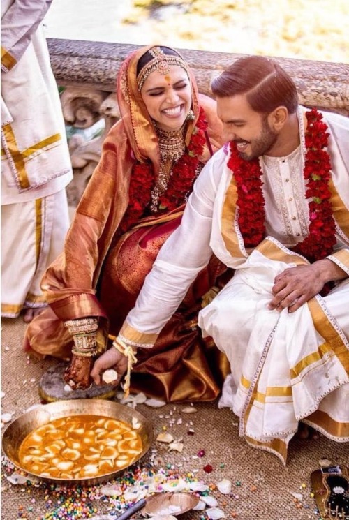 Ranveer Singh &amp; Deepika Padukone | Lake Como, Italy   ↳ Konkani wedding. 