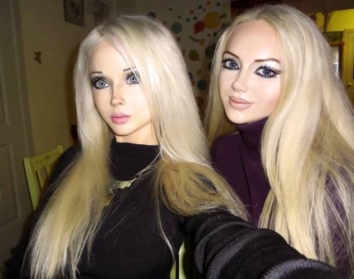 livingdollshouse:Valeriya ‘Amatue’ lukyanova and Olga ‘Dominika’ Oleynik x