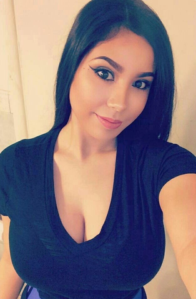 Busty Planet 🌍