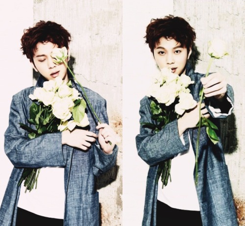 shiningsvtyeah:  Junhyung for CeCi magazine. 