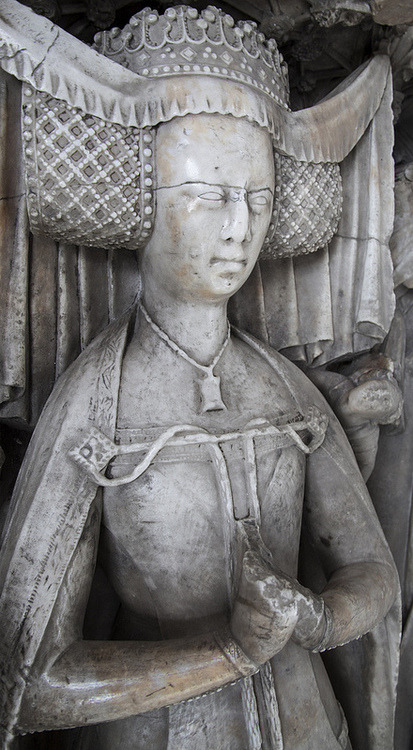 Effigies of Beatrice, illegitimate daughter of King John I of Portugal (d. 1439) and her husband Tho