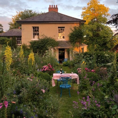 cottagesongs: the view from the garden is lovely…