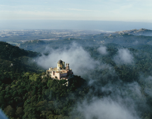 alma-portuguesa: Pena Palace - Sintra by Cascais Live