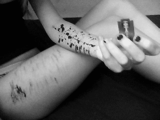depressionteenagers:  ✖