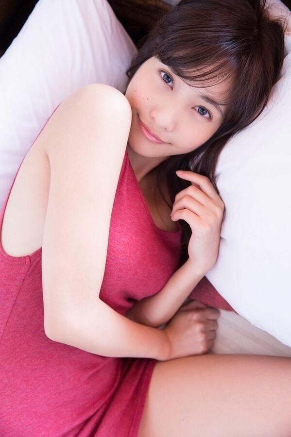 kawaii-kirei-girls-and-women:  可愛い 佐野ひなこ さんなど 日本の可愛いキレイな女性の写真アップします♪