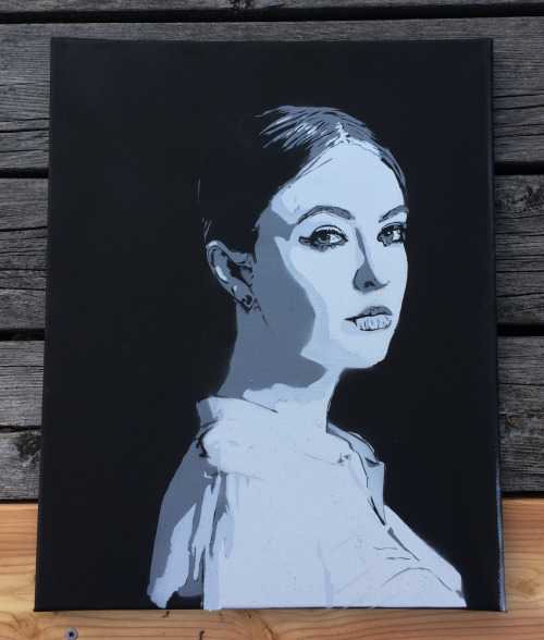 Margot Verger Stencil (2016) Canvas: 50x40 cm  ~ Colours: Black/white/greys ~ 4 Layers Finally finis