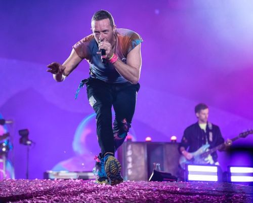 Coldplay in Mexico City by Lulú Urdapilleta | 4th April 2022