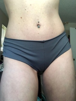 mrmeethre3:  Follow me for more hi quality photos of beautiful panties! 