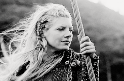 jongrittehasmoved-deactivated20:The truth is, you couldn’t kill me. Lagertha | Vikings, 2.08 Boneles