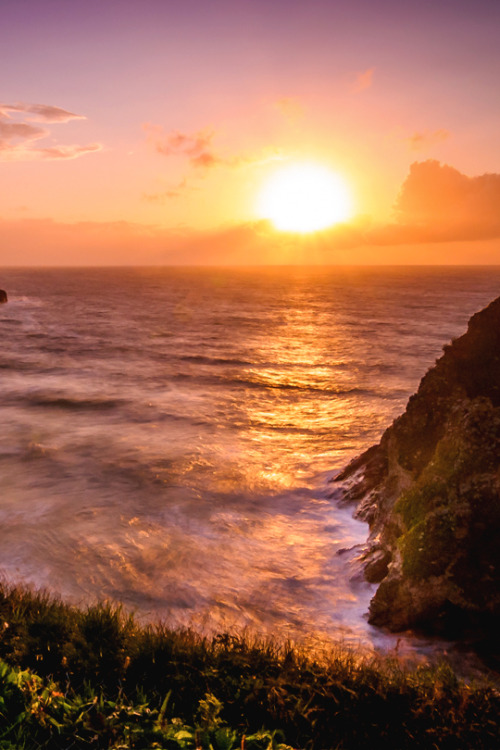 italian-luxury: Whipsiderry Beach, Newquay by Layrton Benett