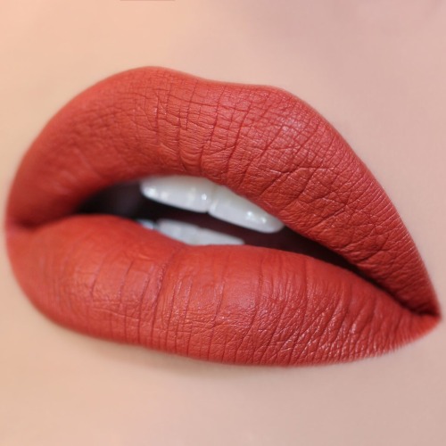 boringangel:colourpop ultra matte lips in mama & lovebug