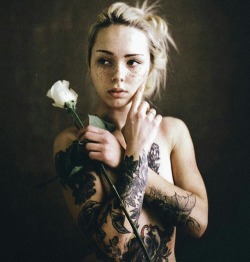 tattoos-w:  tattoo blog - 
