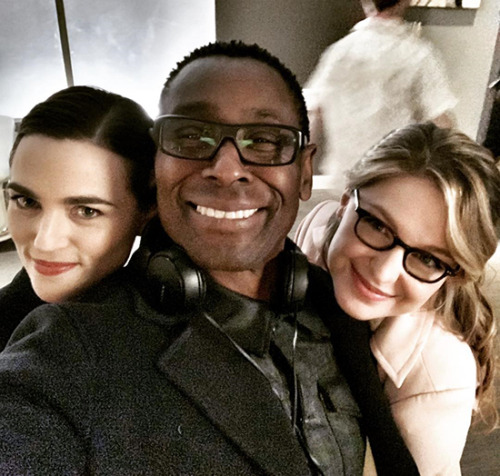 melissabenoistupdates: davidharewood: For #internationalwomensday. Here’s me with a couple of 