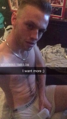 menwithcams:  http://www.menwithcams.tumblr.com/