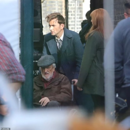 buffyann23: David Tennant on set for the Doctor Who 60th Anniversary (x) Omg. What is this? Is it 20