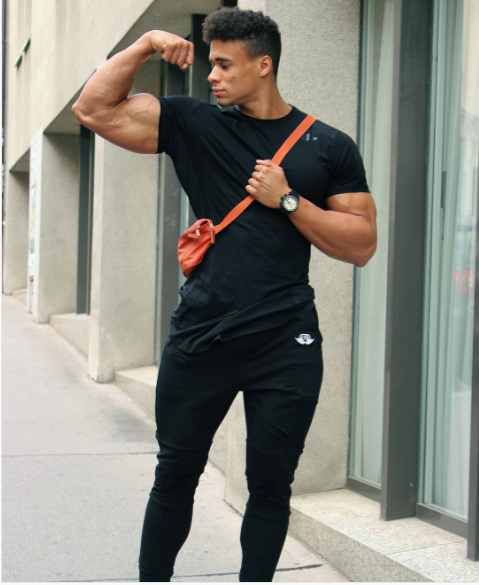 dafyddbach: Austrian Bodybuilder Onome Egger For more muscle hunkery follow @dafyddbach