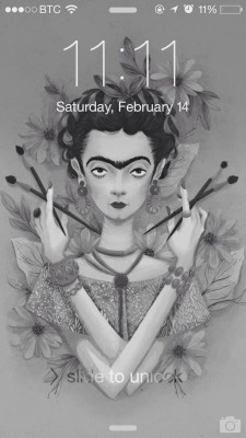 Home screen on Valentine’s Day @ 11:11 battery on 11%