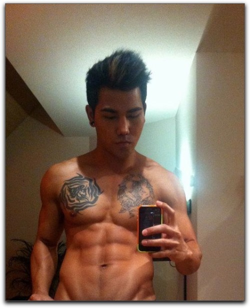 orientalust:  mantop10691:亞裔髮型設計師… Thick and Hung