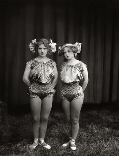 Porn Pics greypoppies:  (Photos of women in the circus