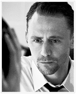 old-frostyodinsons-blog:  Tom Hiddleston | Vogue 