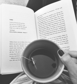 baysbookblog:  chai tea and a book. I need