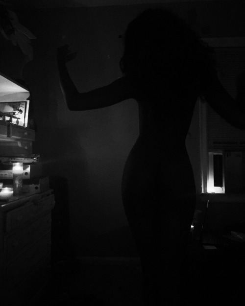 muhkilaxo: muhkilaxo: Candlelight x meMy favorite photo set