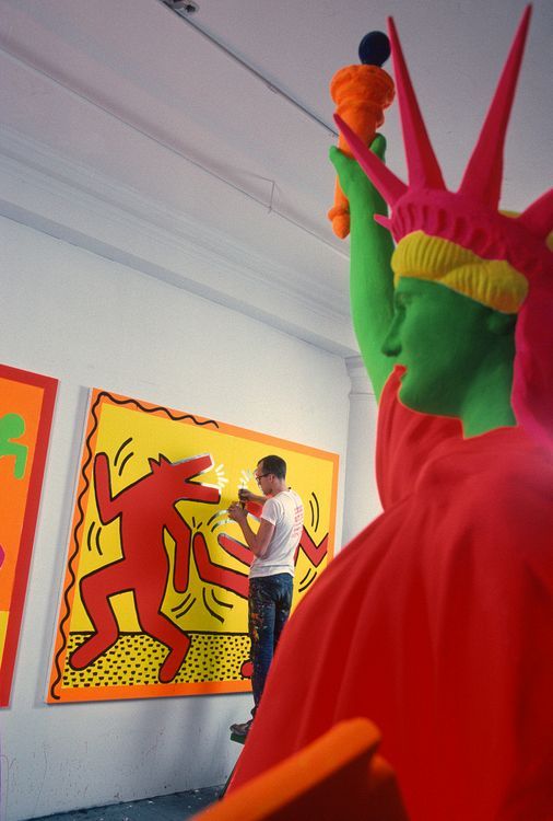   Keith Haring / Photographed in his Studio by Allan Tannenbaum / 1982  