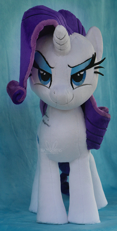 nazegoreng:Gift: Signed Rarity Custom Plush DA: http://nazegoreng.deviantart.com/art/Gift-Rarity-Custom-Plush-638534952 Learn how to plush with over 100 plush making related posts on my Patreon:  www.patreon.com/NazegorengX3 Dat look