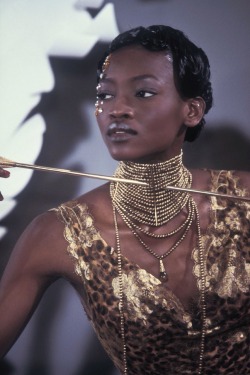 femmequeens:  Oluchi Onweagba @ Christian Dior Spring/Summer 1999 Haute Couture 