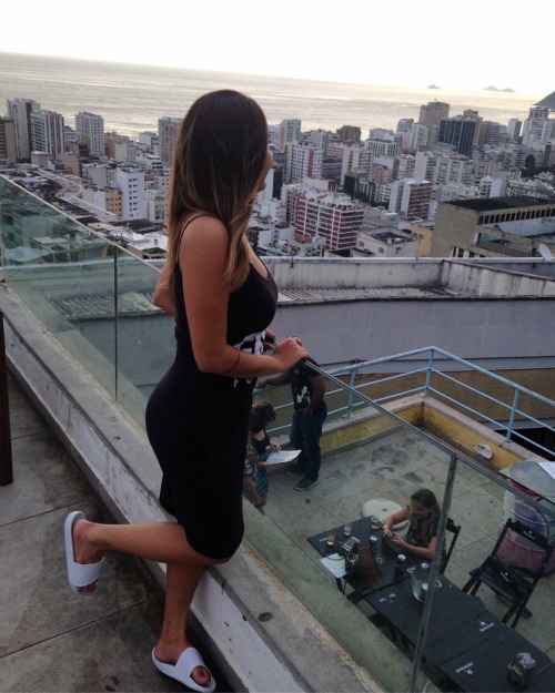 http://streetgrl.tumblr.com/post/156589975127