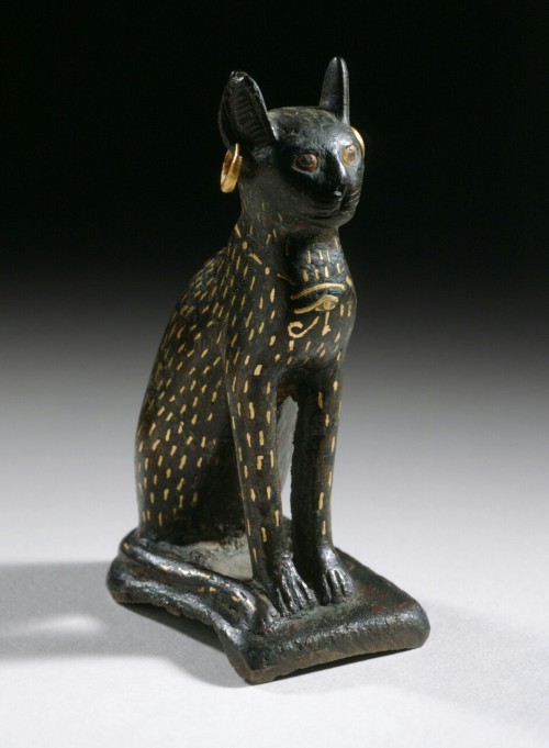 theancientwayoflife:~Figurine of the Goddess Bastet as a Cat.Egypt, 21st - 26th Dynasty (1081 - 525 