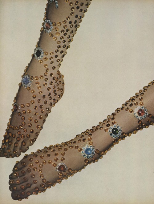 kitsunetsuki: Bert Stern - Elizabeth Arden Ad (Vogue 1965)