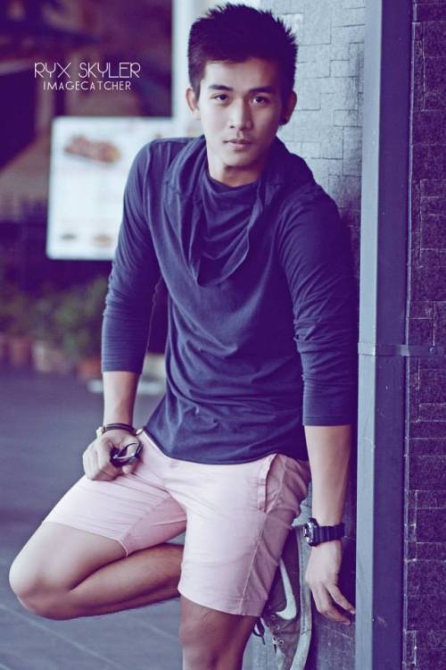 365daysofsexy:  VERNON CALARA 