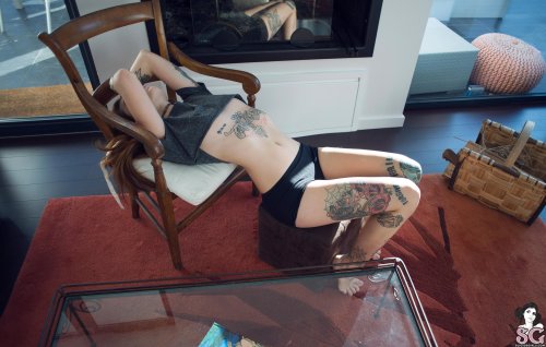 suicidegirlslover:  Jeyden Suicide