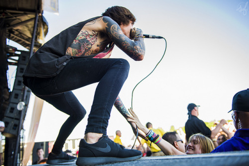 grinned:  Bring Me The Horizon. by sadiefederspiel on Flickr.