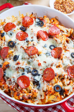 nom-food:  Cauliflower pepperoni pizza casserole