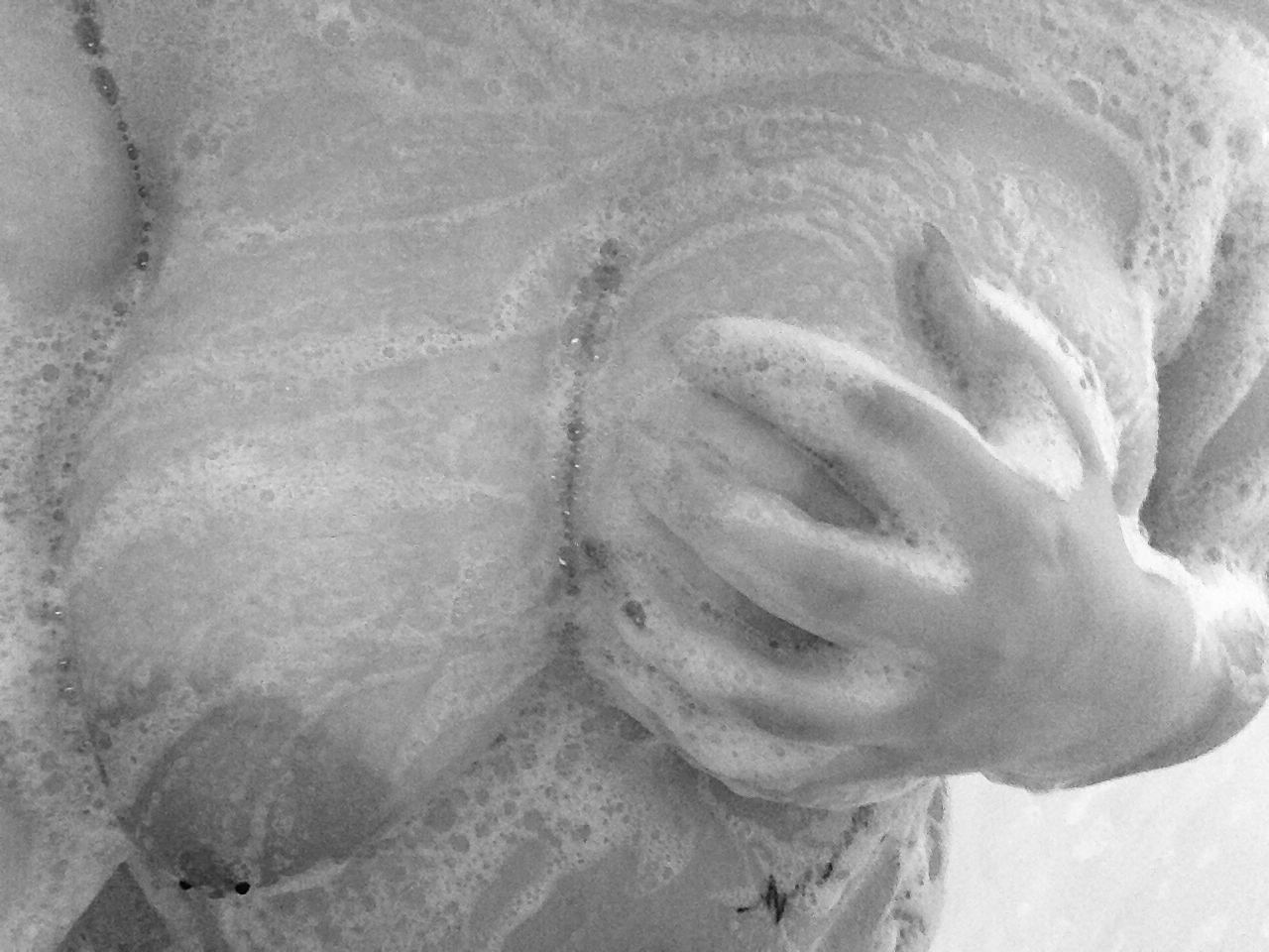 artificialsmiless:  Had fun in the shower!